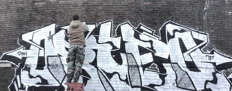 MONOCHROME 078 OSTEO